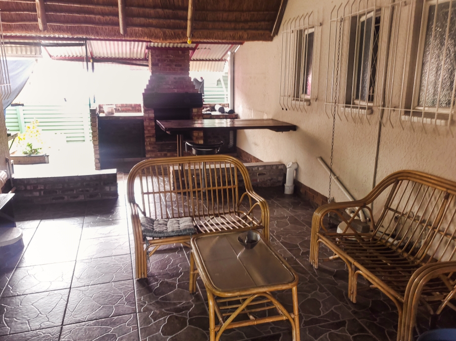 3 Bedroom Property for Sale in Vaalpark Free State